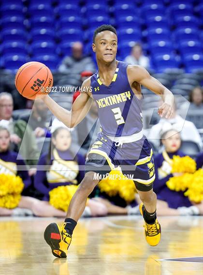 Thumbnail 2 in Westlake vs. McKinney (UIL 6A State Semifinal) photogallery.