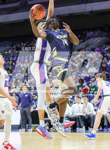 Thumbnail 2 in Westlake vs. McKinney (UIL 6A State Semifinal) photogallery.