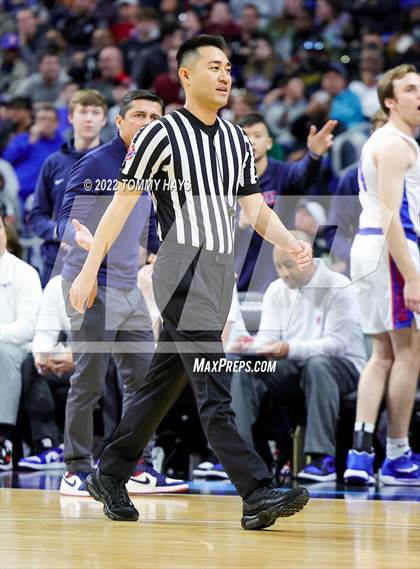 Thumbnail 1 in Westlake vs. McKinney (UIL 6A State Semifinal) photogallery.