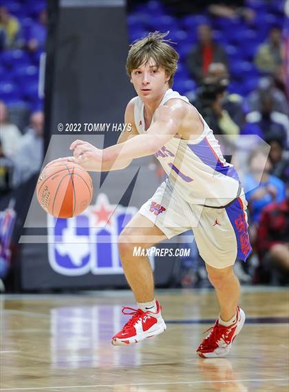 Thumbnail 2 in Westlake vs. McKinney (UIL 6A State Semifinal) photogallery.