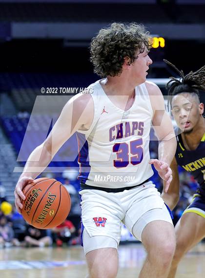 Thumbnail 1 in Westlake vs. McKinney (UIL 6A State Semifinal) photogallery.