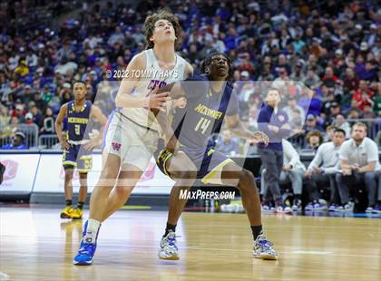 Thumbnail 3 in Westlake vs. McKinney (UIL 6A State Semifinal) photogallery.