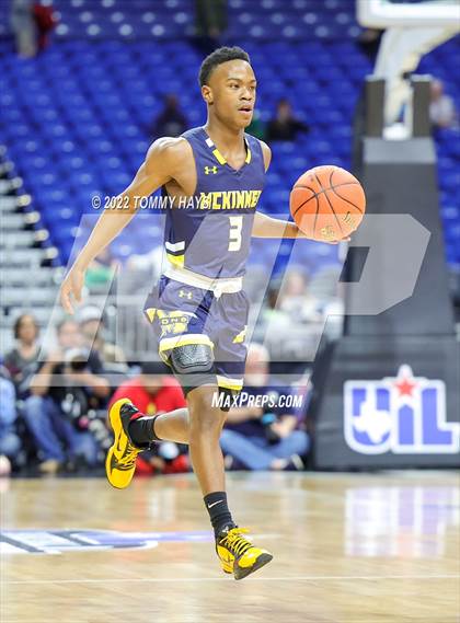 Thumbnail 3 in Westlake vs. McKinney (UIL 6A State Semifinal) photogallery.