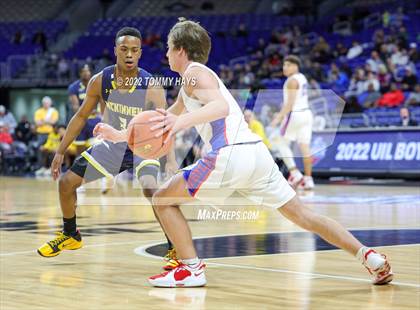 Thumbnail 2 in Westlake vs. McKinney (UIL 6A State Semifinal) photogallery.