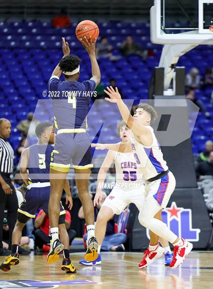 Thumbnail 1 in Westlake vs. McKinney (UIL 6A State Semifinal) photogallery.