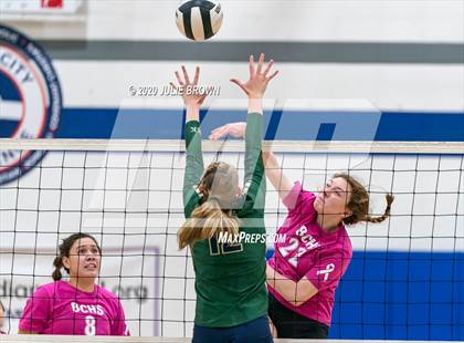 Thumbnail 3 in Cathedral vs Indianapolis Bishop Chatard (City Conference Tournament Semifinal) photogallery.