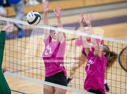 Thumbnail 3 in Cathedral vs Indianapolis Bishop Chatard (City Conference Tournament Semifinal) photogallery.
