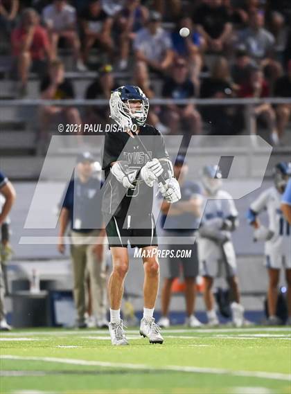 Thumbnail 2 in Mountain Vista vs. Valor Christian (CHSAA 5A State Final) photogallery.