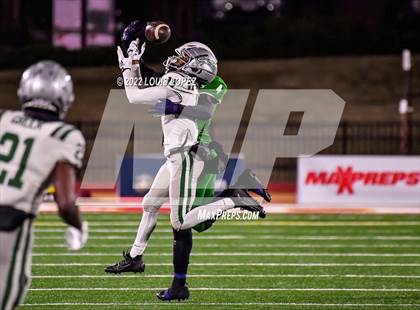 Thumbnail 1 in De La Salle @ Lincoln (CIF State DIV 1AA Championship Final) photogallery.