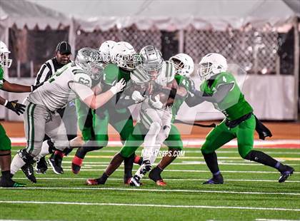 Thumbnail 1 in De La Salle @ Lincoln (CIF State DIV 1AA Championship Final) photogallery.