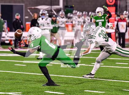 Thumbnail 3 in De La Salle @ Lincoln (CIF State DIV 1AA Championship Final) photogallery.