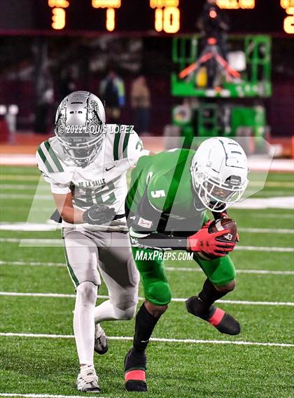 Thumbnail 1 in De La Salle @ Lincoln (CIF State DIV 1AA Championship Final) photogallery.