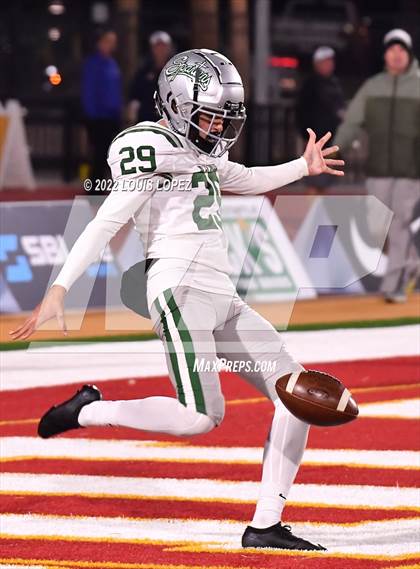 Thumbnail 1 in De La Salle @ Lincoln (CIF State DIV 1AA Championship Final) photogallery.