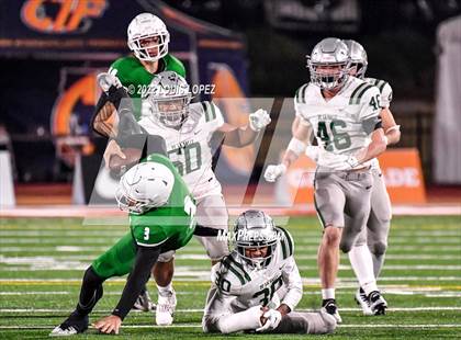 Thumbnail 1 in De La Salle @ Lincoln (CIF State DIV 1AA Championship Final) photogallery.