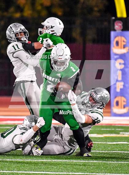 Thumbnail 3 in De La Salle @ Lincoln (CIF State DIV 1AA Championship Final) photogallery.