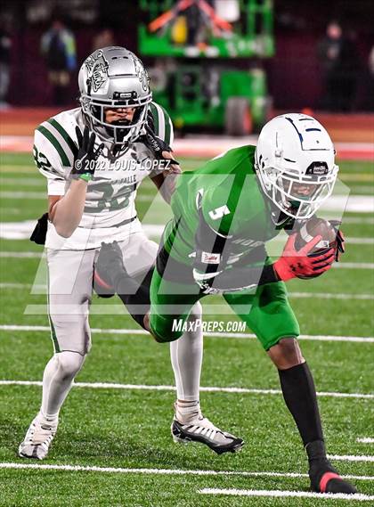 Thumbnail 3 in De La Salle @ Lincoln (CIF State DIV 1AA Championship Final) photogallery.