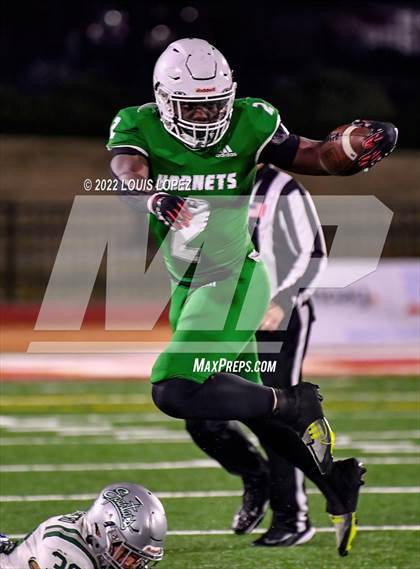 Thumbnail 2 in De La Salle @ Lincoln (CIF State DIV 1AA Championship Final) photogallery.