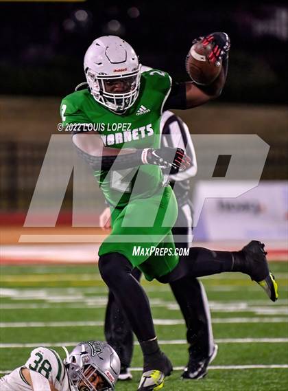 Thumbnail 3 in De La Salle @ Lincoln (CIF State DIV 1AA Championship Final) photogallery.