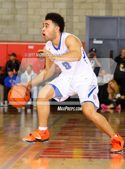 Thumbnail 2 in Sierra Canyon vs. Bishop Gorman (Nike Extravaganza) photogallery.