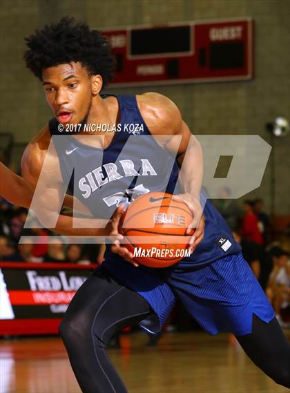 Thumbnail 3 in Sierra Canyon vs. Bishop Gorman (Nike Extravaganza) photogallery.