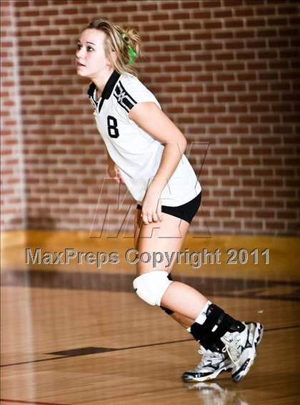 Thumbnail 2 in  Seguin vs.Mansfield Summit photogallery.