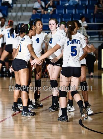 Thumbnail 2 in  Seguin vs.Mansfield Summit photogallery.