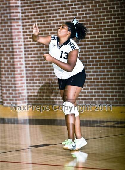 Thumbnail 2 in  Seguin vs.Mansfield Summit photogallery.