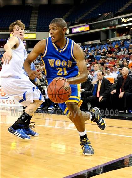 Thumbnail 1 in Wood vs. Rocklin (CIF SJS D2 Semifinal) photogallery.
