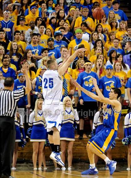 Thumbnail 1 in Wood vs. Rocklin (CIF SJS D2 Semifinal) photogallery.