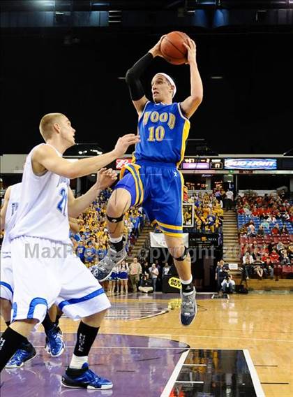 Thumbnail 3 in Wood vs. Rocklin (CIF SJS D2 Semifinal) photogallery.