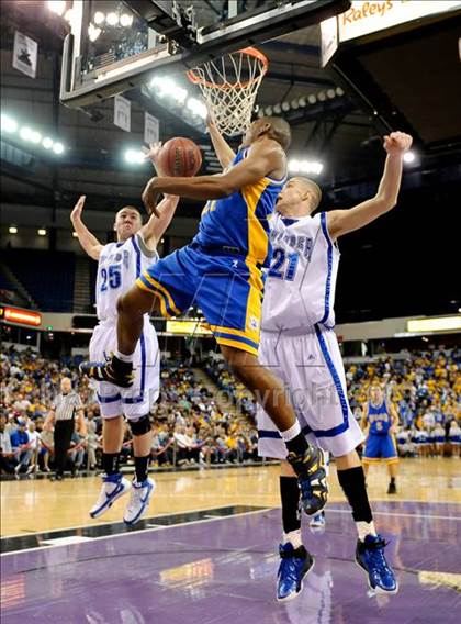 Thumbnail 3 in Wood vs. Rocklin (CIF SJS D2 Semifinal) photogallery.