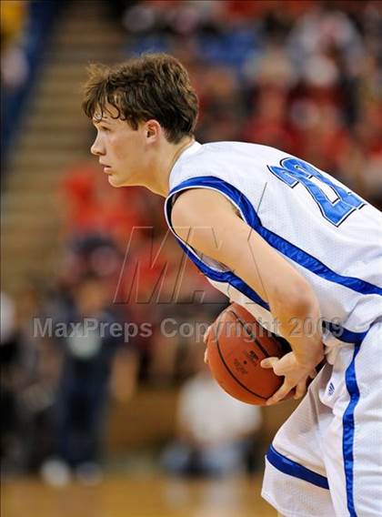 Thumbnail 1 in Wood vs. Rocklin (CIF SJS D2 Semifinal) photogallery.