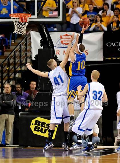 Thumbnail 3 in Wood vs. Rocklin (CIF SJS D2 Semifinal) photogallery.
