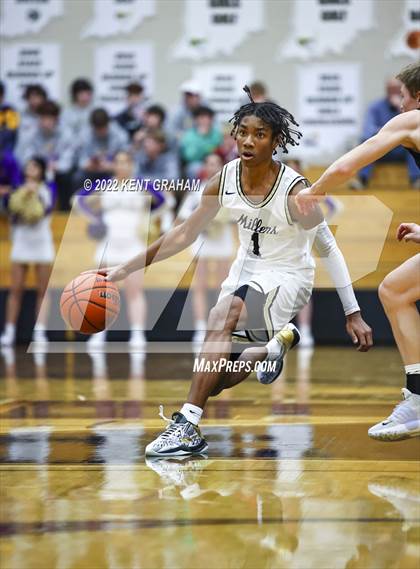 Thumbnail 1 in Guerin Catholic @ Noblesville photogallery.