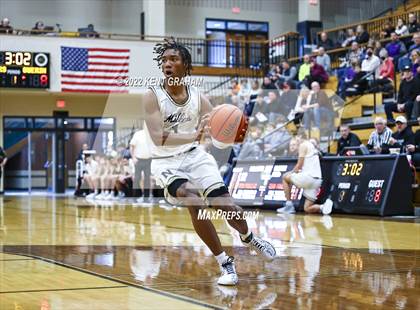 Thumbnail 2 in Guerin Catholic @ Noblesville photogallery.