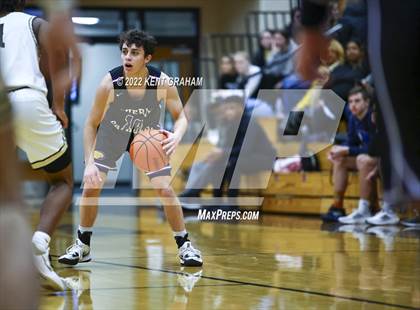 Thumbnail 1 in Guerin Catholic @ Noblesville photogallery.