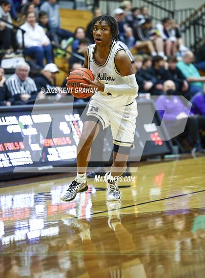 Thumbnail 1 in Guerin Catholic @ Noblesville photogallery.