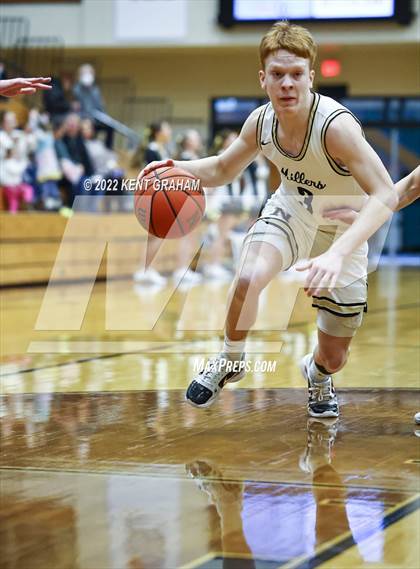 Thumbnail 3 in Guerin Catholic @ Noblesville photogallery.