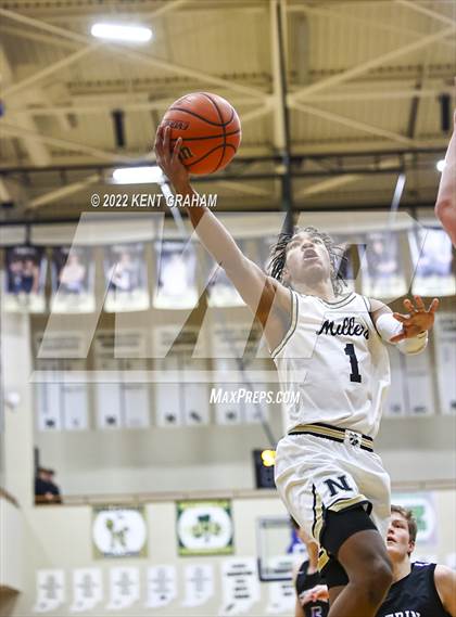 Thumbnail 2 in Guerin Catholic @ Noblesville photogallery.