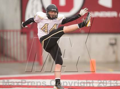 Thumbnail 2 in Dixie vs Desert Hills (UHSAA 3AA Semifinal) photogallery.
