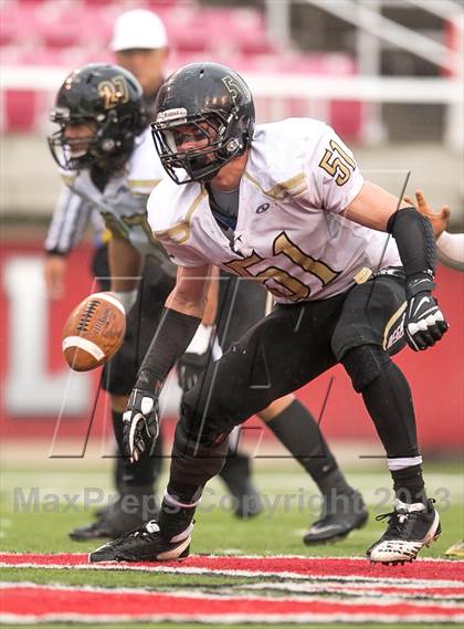 Thumbnail 1 in Dixie vs Desert Hills (UHSAA 3AA Semifinal) photogallery.