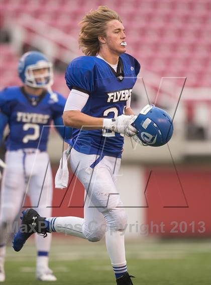 Thumbnail 2 in Dixie vs Desert Hills (UHSAA 3AA Semifinal) photogallery.