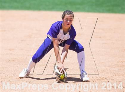 Thumbnail 2 in Citrus Valley vs Jurupa Hills (CIF SS D5 Finals) photogallery.