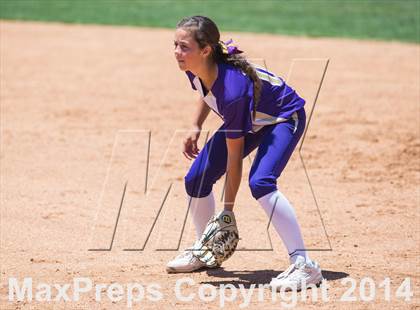 Thumbnail 3 in Citrus Valley vs Jurupa Hills (CIF SS D5 Finals) photogallery.