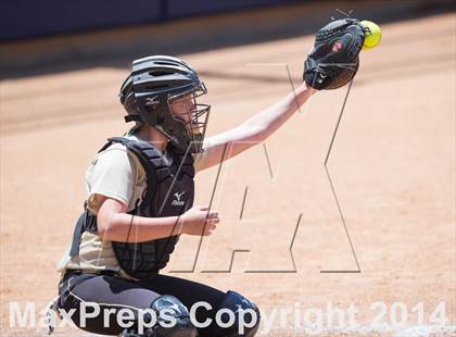 Thumbnail 3 in Citrus Valley vs Jurupa Hills (CIF SS D5 Finals) photogallery.