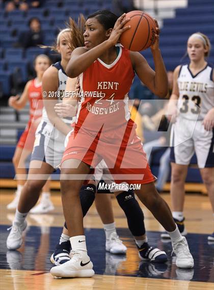 Thumbnail 2 in Roosevelt @ Tallmadge photogallery.