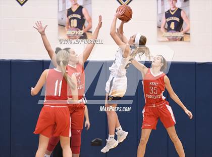 Thumbnail 2 in Roosevelt @ Tallmadge photogallery.
