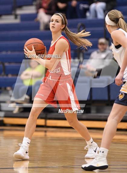 Thumbnail 1 in Roosevelt @ Tallmadge photogallery.