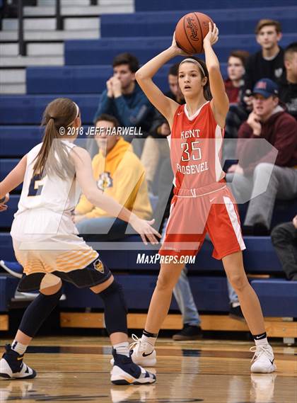 Thumbnail 2 in Roosevelt @ Tallmadge photogallery.