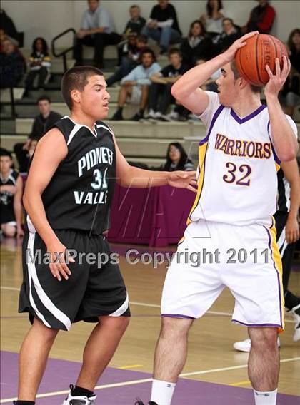 Thumbnail 2 in Pioneer Valley @ Righetti photogallery.